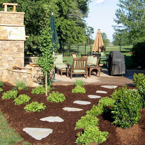 Patio Planting with Natural Stone Path | EcoGreen Landscaping